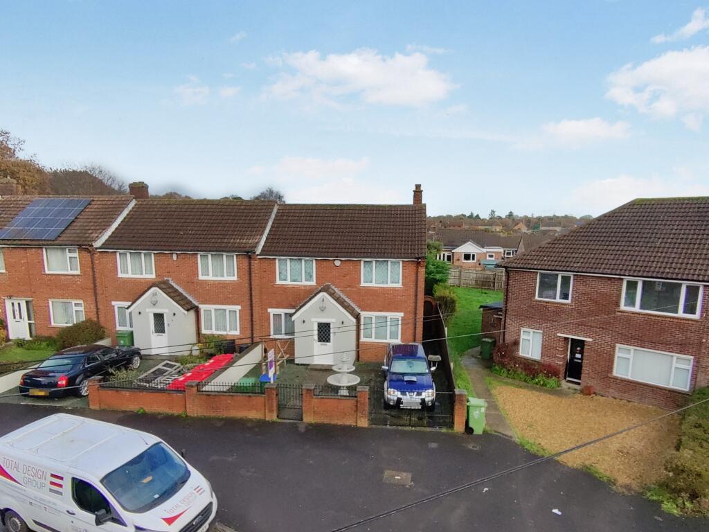 Main image of property: Holly Close, Southampton, SO31