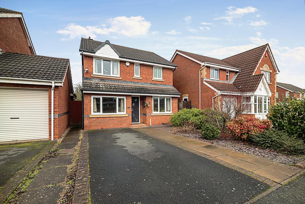 3 bedroom detached house for sale in Wych Elm Road, Clayhanger, Walsall
