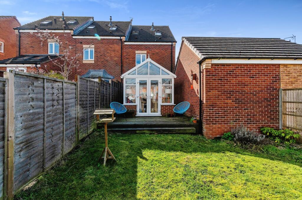 3 bedroom end of terrace house for sale in Peregrine Way, Heath Hayes
