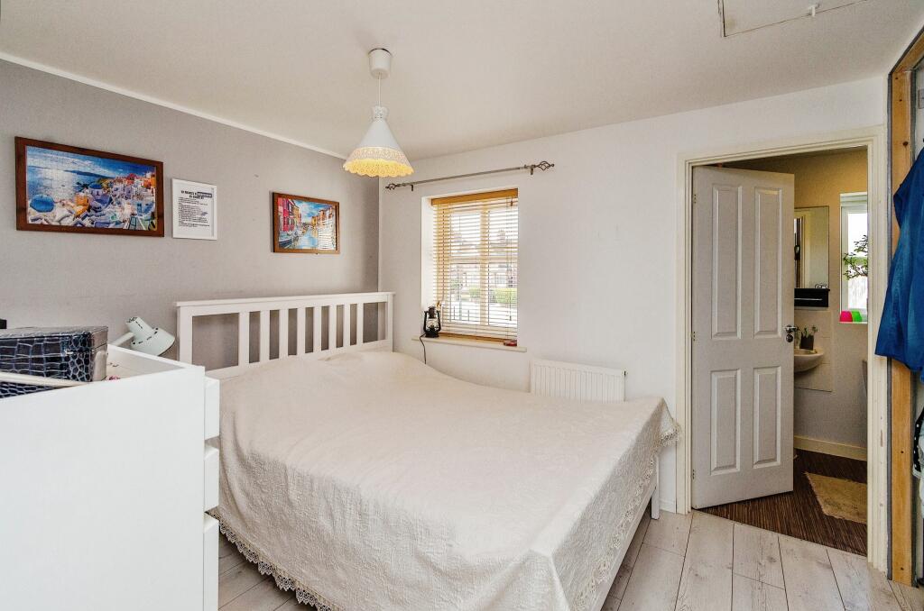 3 bedroom detached house for sale in Shearwater Road, Goscote, Walsall, WS3