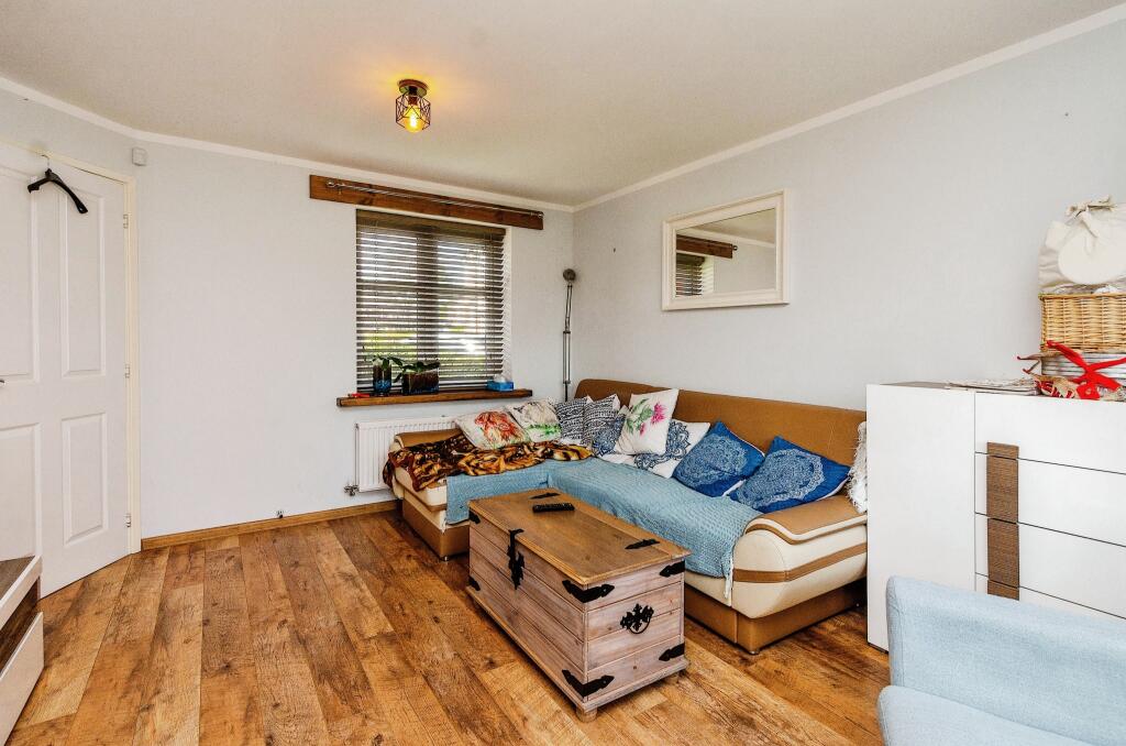 3 bedroom detached house for sale in Shearwater Road, Goscote, Walsall, WS3