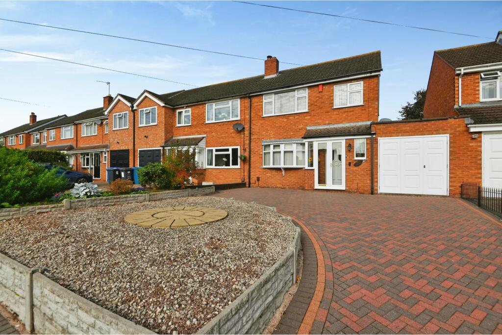 3 bedroom semidetached house for sale in Back Lane, Whittington, WS14