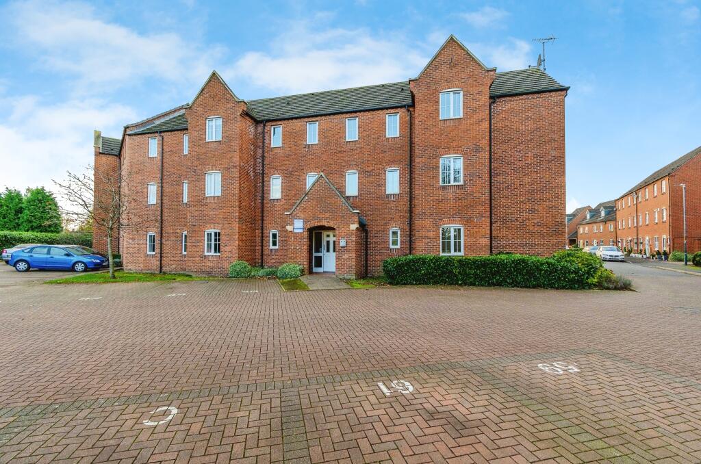 2 bedroom apartment for sale in Bridgeside Close, Brownhills, Walsall, WS8