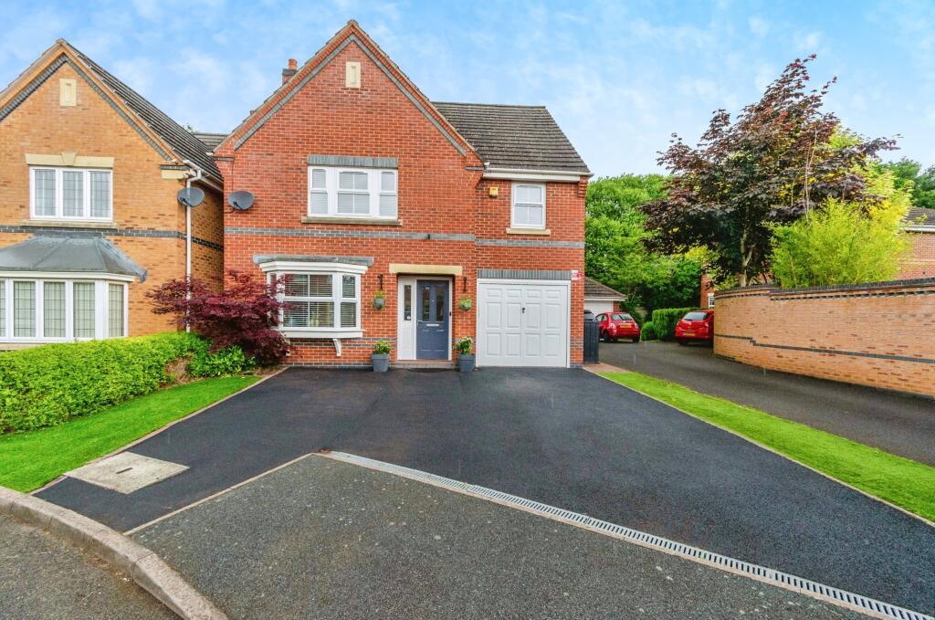 4 bedroom detached house for sale in Curlew Drive, Brownhills, Walsall, WS8