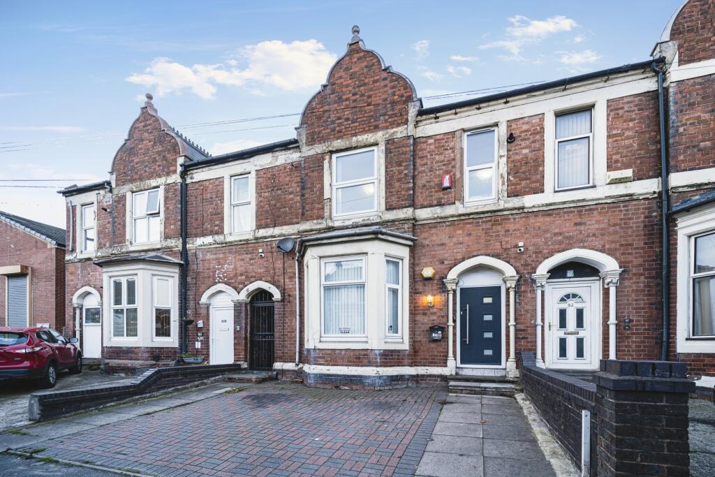 8 bedroom terraced house for sale in Wednesbury Road, Walsall, WS1