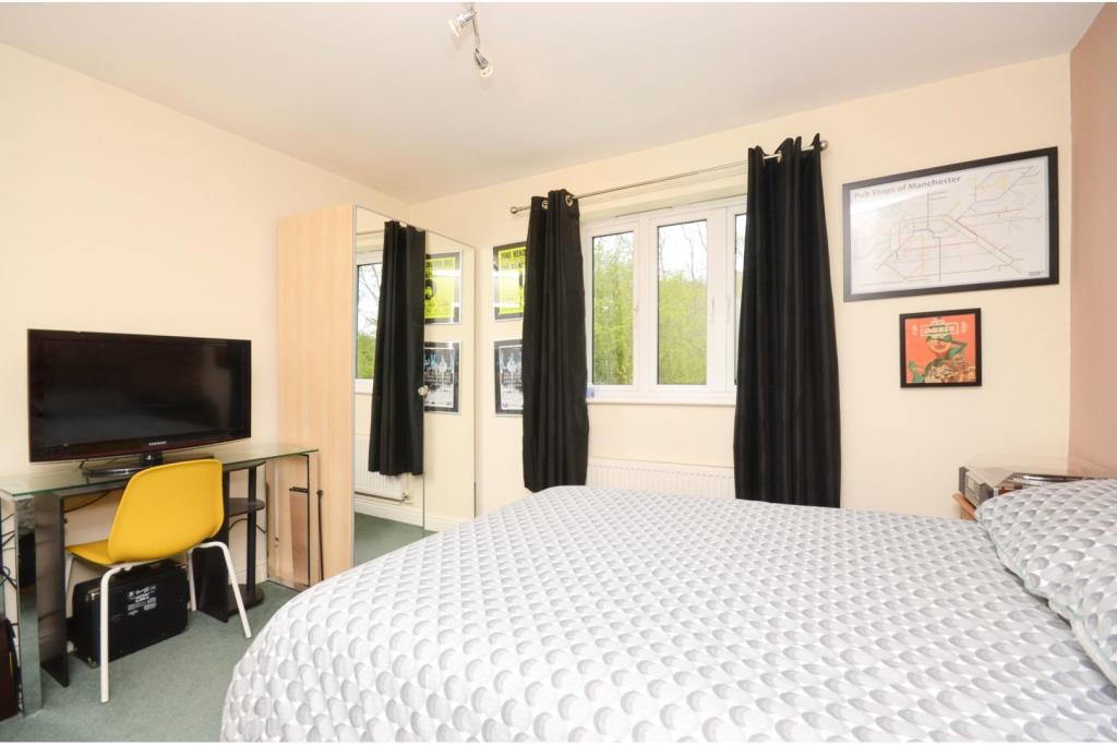 5 bedroom detached house for sale in Harley Close, Worksop, S80
