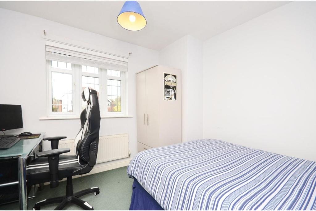 5 bedroom detached house for sale in Harley Close, Worksop, S80