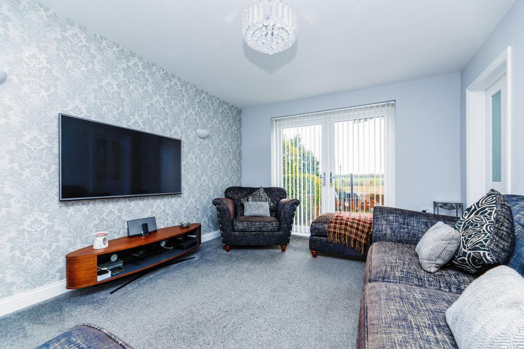 3 bedroom semidetached house for sale in Moorland Crescent, Rotherham, S60