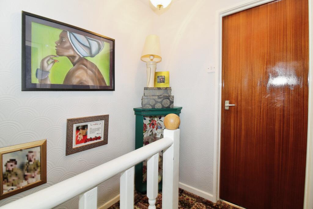 3 bedroom terraced house for sale in Lee Road, Hady, Chesterfield, S41