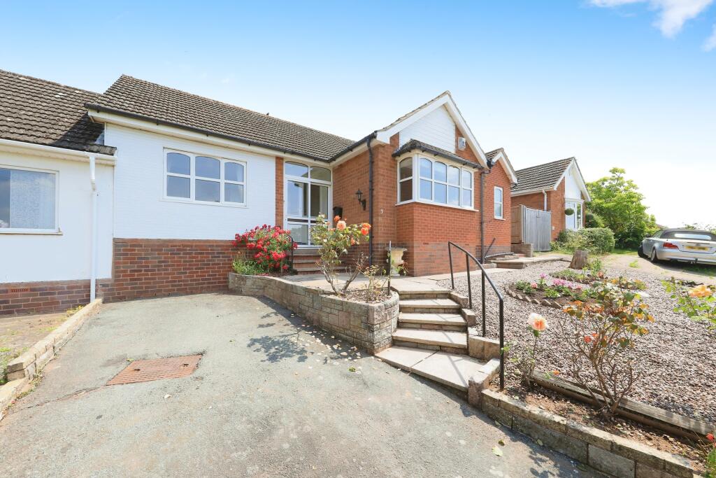 2 bedroom semidetached bungalow for sale in Lodge Lane, Bridgnorth, WV15