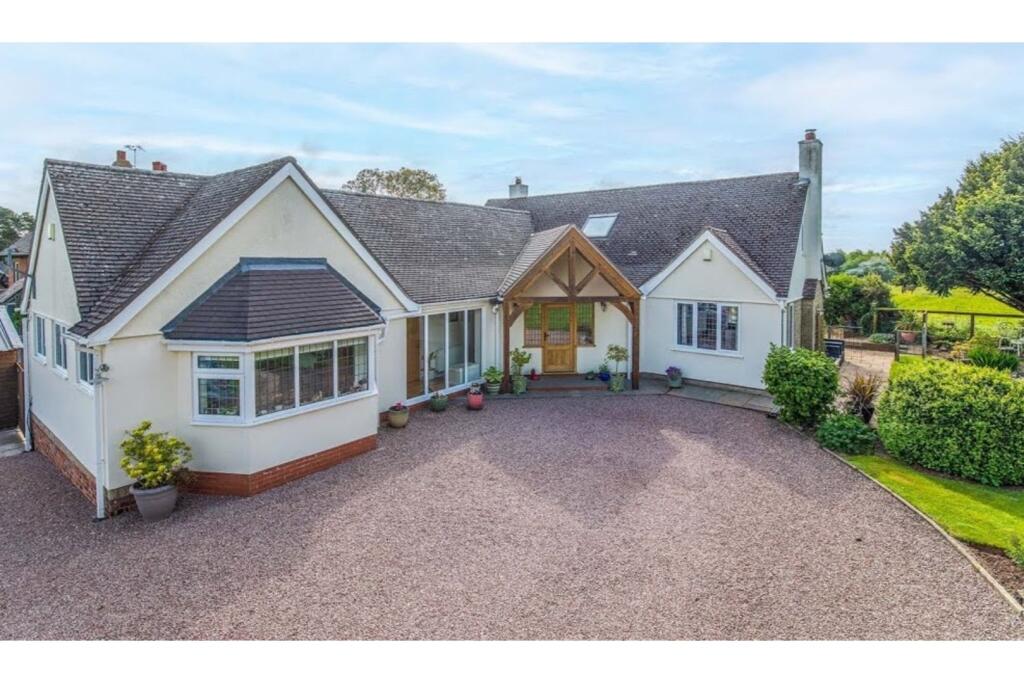 Main image of property: Glazeley, Bridgnorth, WV16