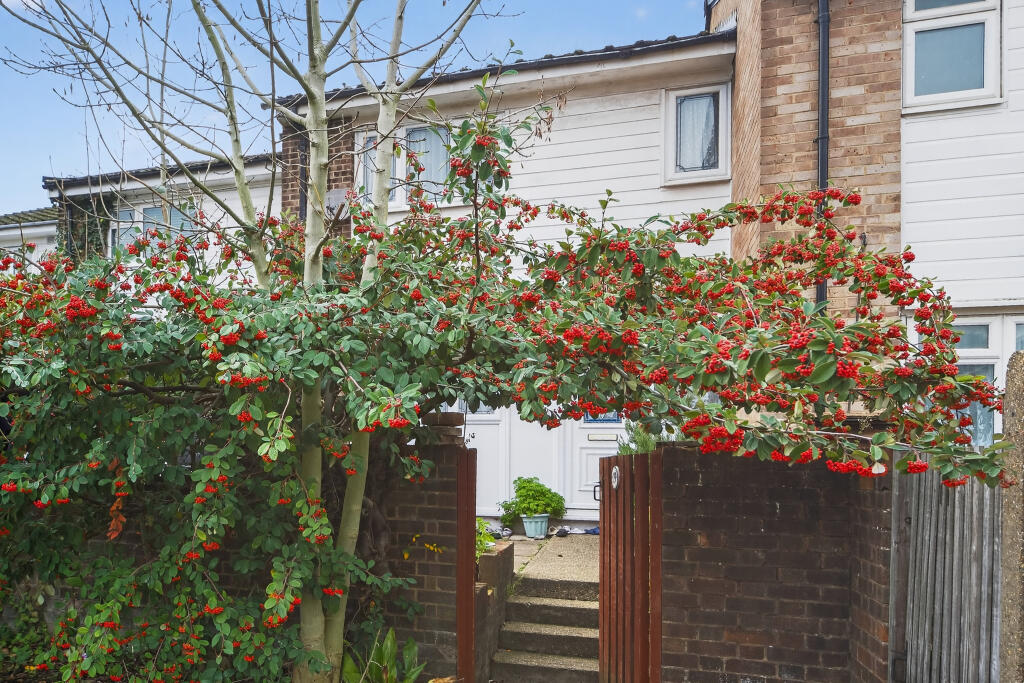 Main image of property: Mascotts Close, London, NW2