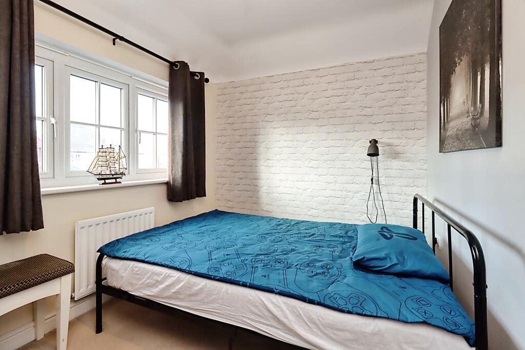 4 bedroom detached house for sale in Miller Meadow, Telford, TF1
