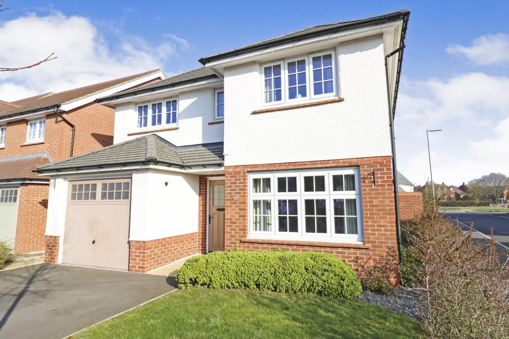 4 bedroom detached house for sale in Miller Meadow, Telford, TF1