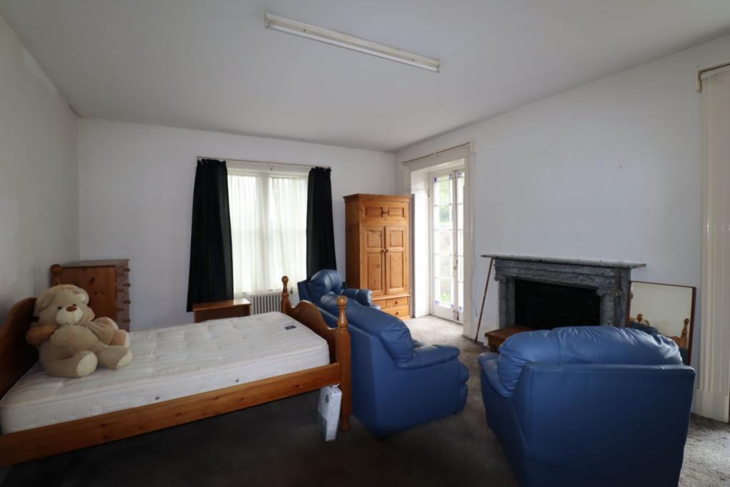 15 bedroom semidetached house for sale in Picton Place, Carmarthen, SA31