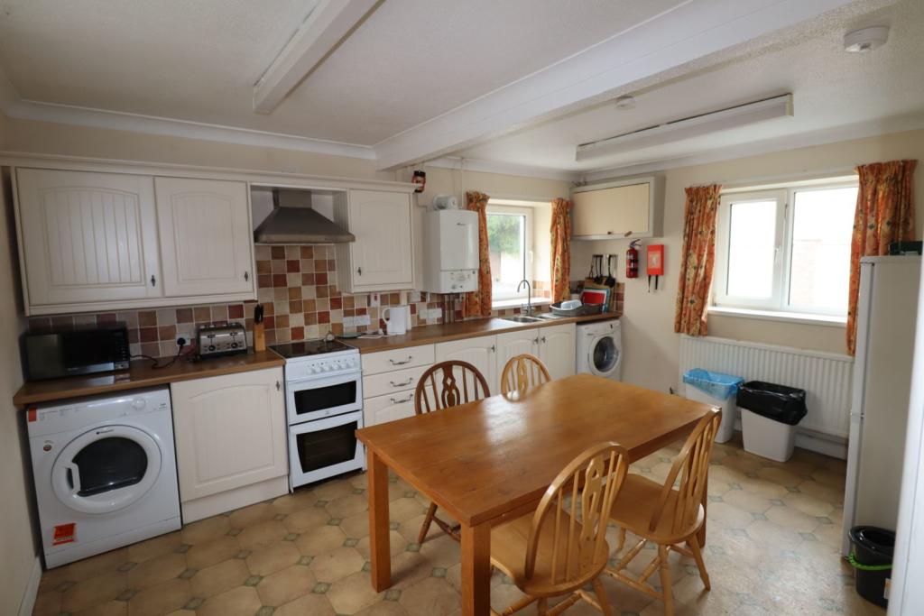 15 bedroom semidetached house for sale in Picton Place, Carmarthen, SA31