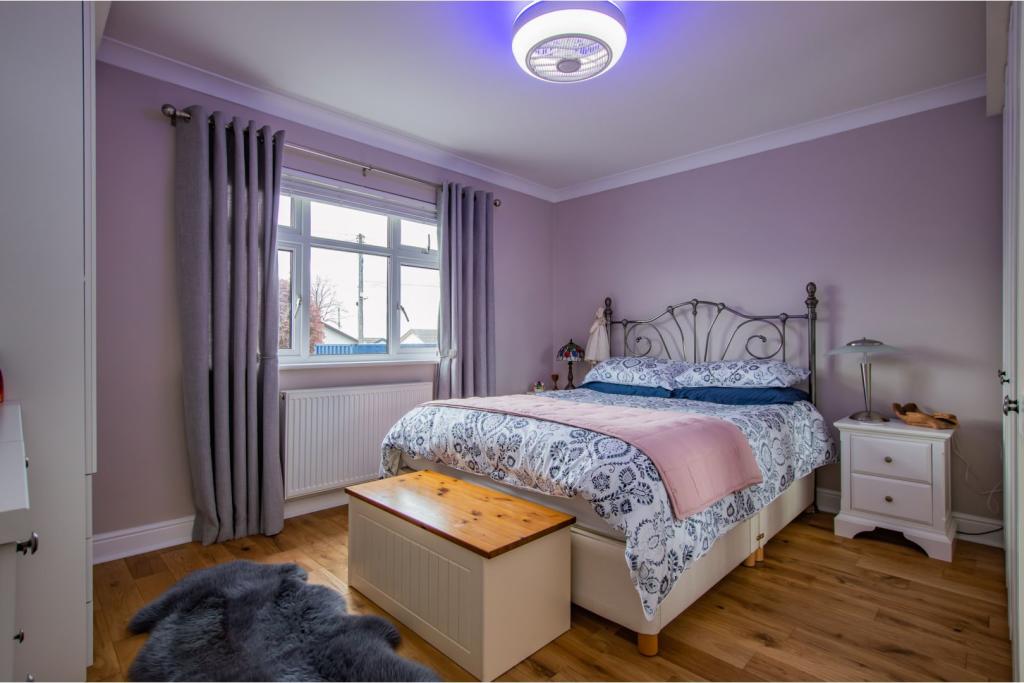 3 bedroom detached bungalow for sale in Rhos, Llandysul, SA44