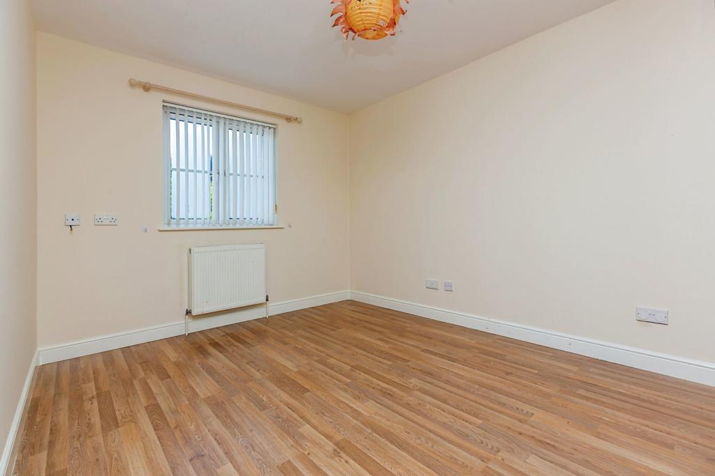 5 bedroom detached house for sale in Carmarthen Road, Fforestfach, SA5