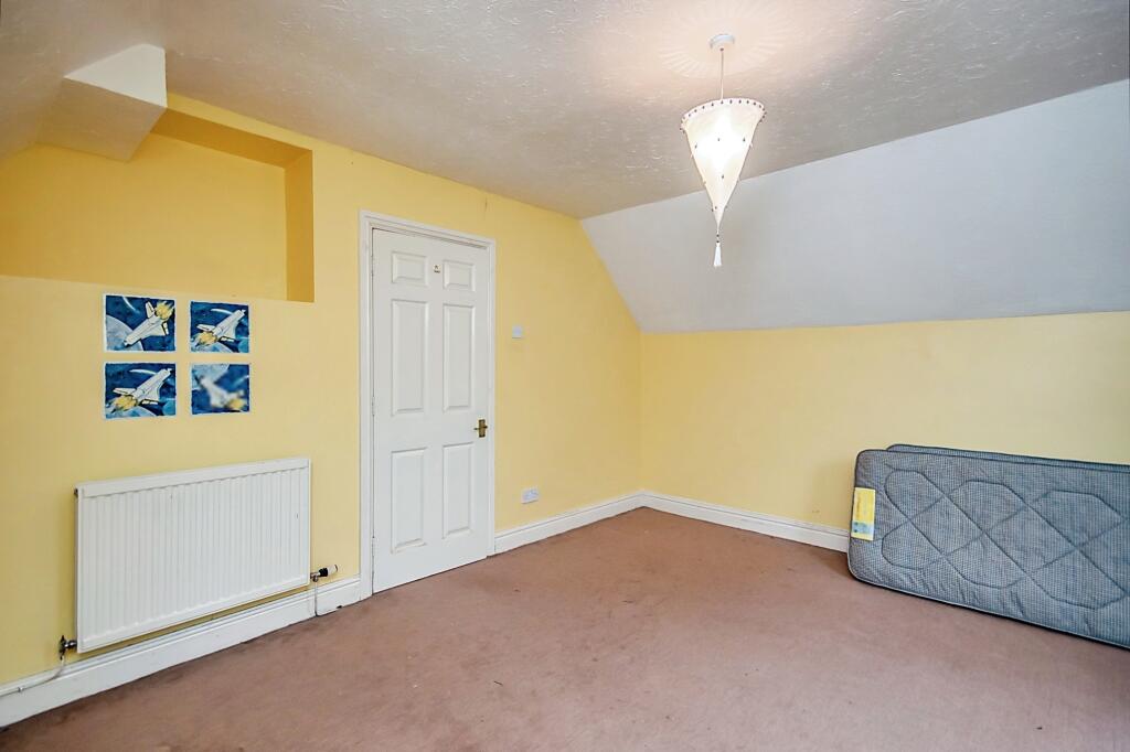 2 bedroom apartment for sale in 3 Pier Road, Milford Haven, SA73