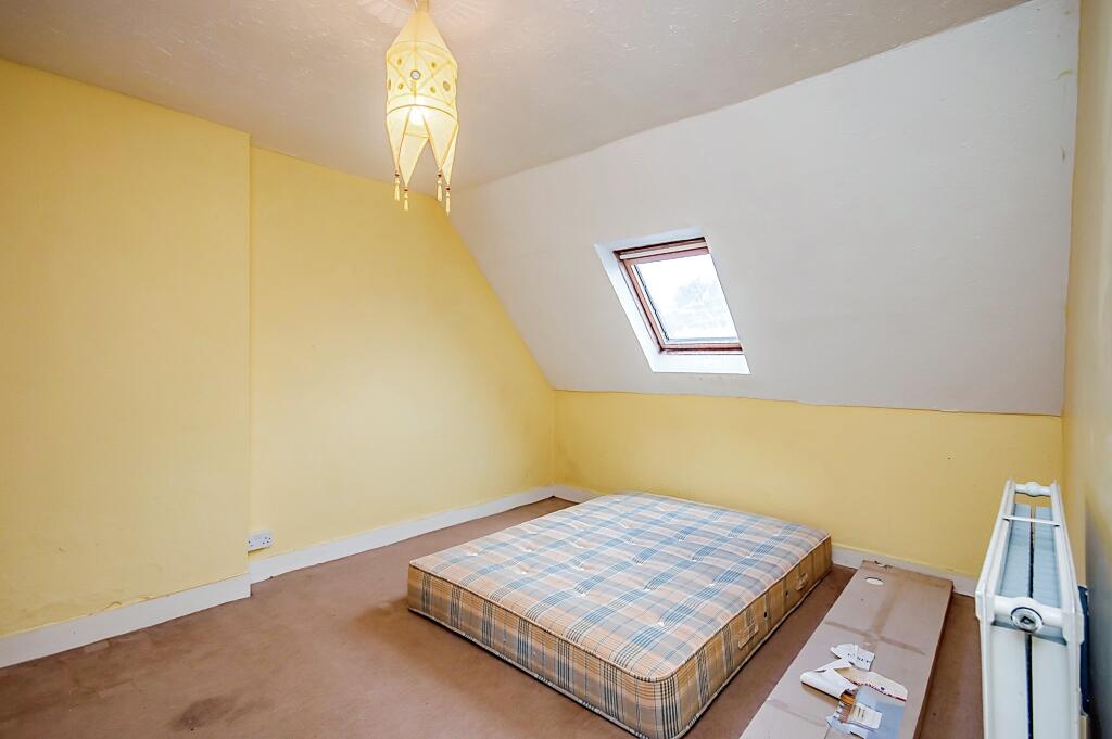 2 bedroom apartment for sale in 3 Pier Road, Milford Haven, SA73