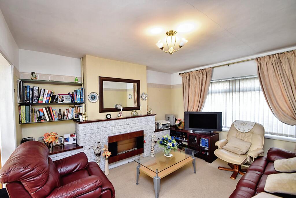3 bedroom semi-detached house for sale in Rosemary Court, Morriston, SA6