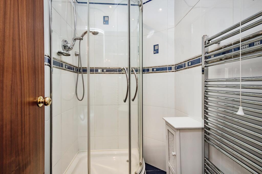 3 bedroom semidetached house for sale in Davies Street, Pencader, SA39