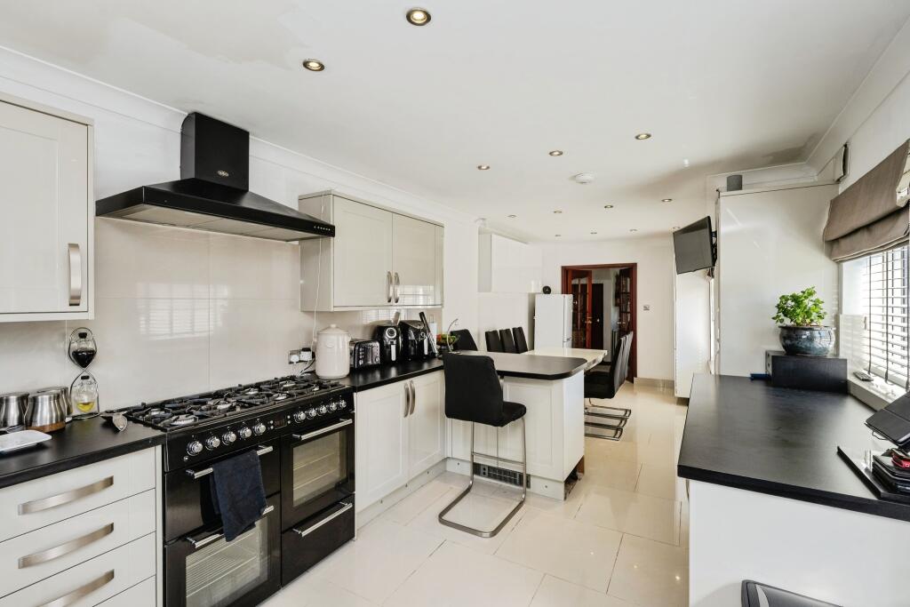 Main image of property: Station Road, Swansea, SA4