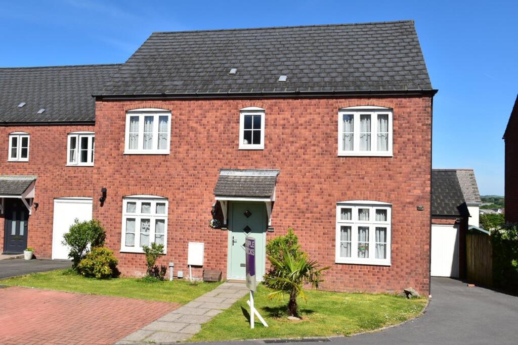 Main image of property: Cefn Maes, Carmarthen, SA33