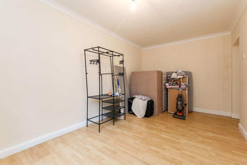 2 bedroom ground floor flat for sale in Thorntree Gill, Peterlee, SR8