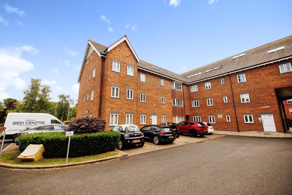 2 bedroom apartment for sale in Thornholme Road, Sunderland, SR2