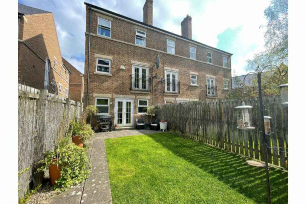 Main image of property: Carisbrooke Road, Leeds, LS16