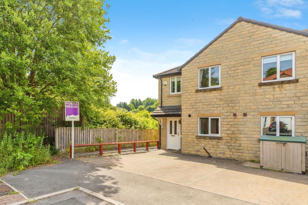 Main image of property: Teasel Bank, Pudsey, LS28