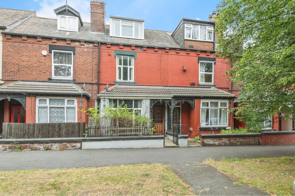 Main image of property: Victoria Avenue, Leeds, LS9
