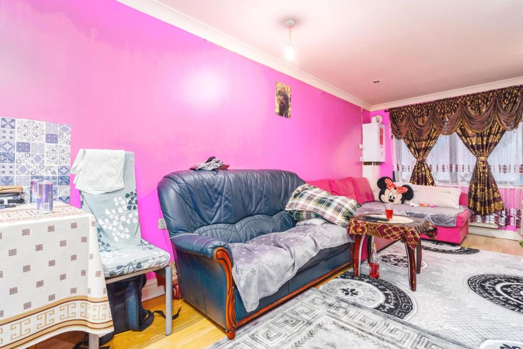1 bedroom flat for sale in 43 Cardiff Road, Luton, LU1