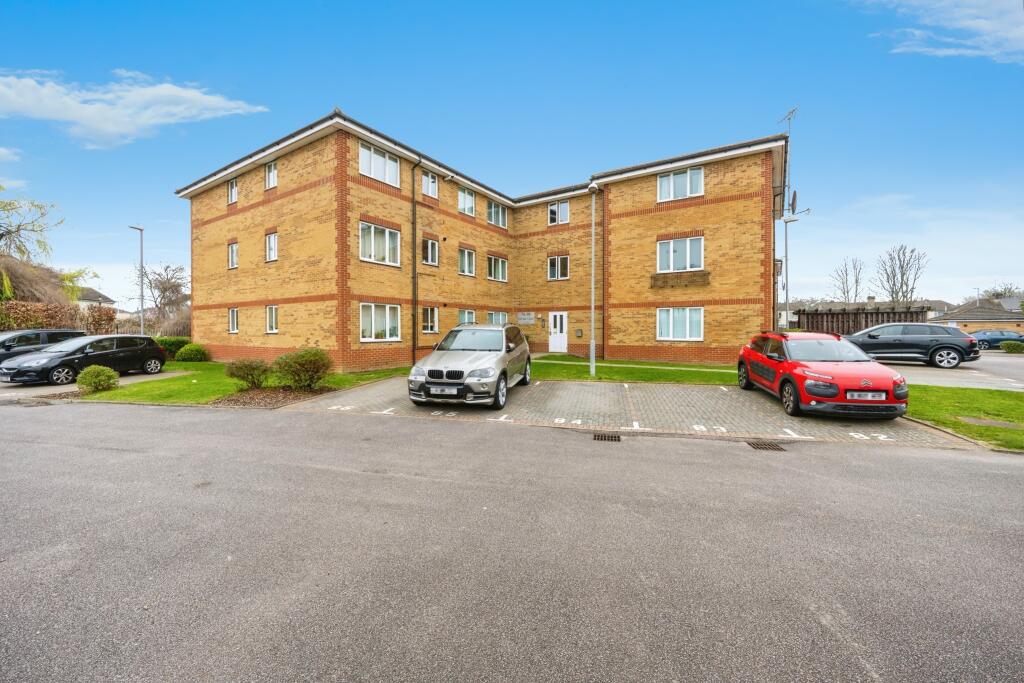 Main image of property: Orchid Close, Luton, LU3