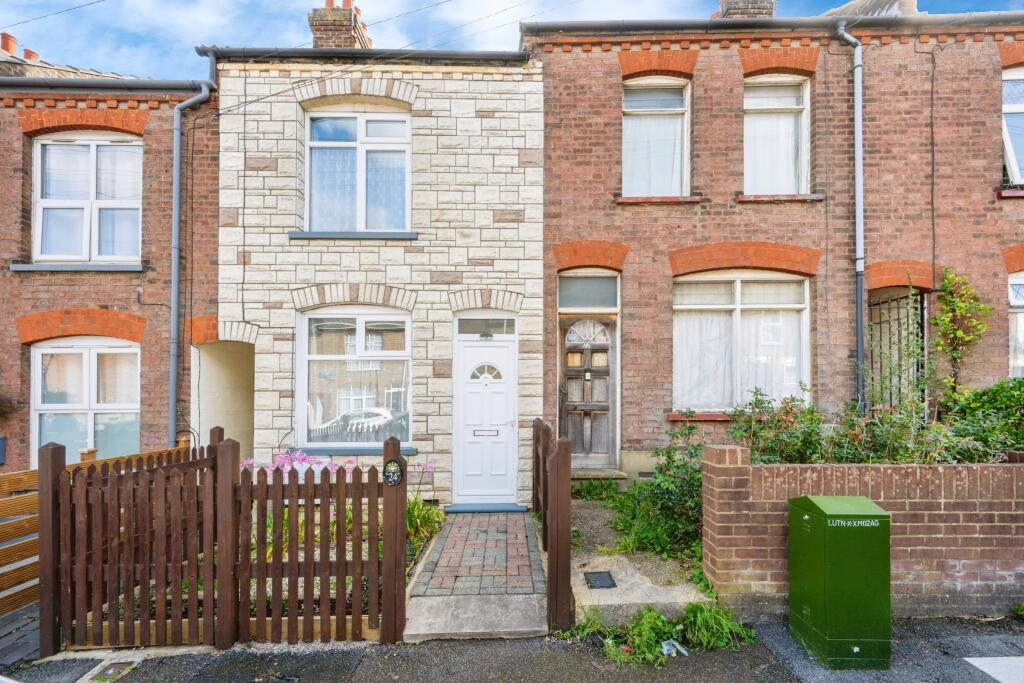 Main image of property: Moreton Road South, Luton, LU2