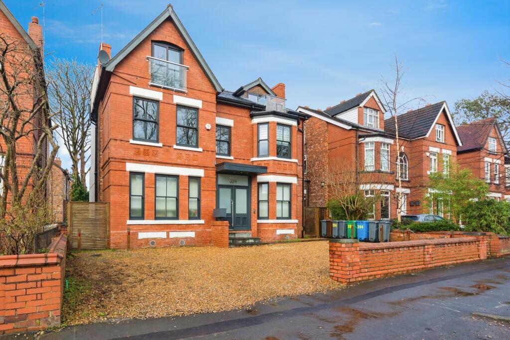 2 bedroom apartment for sale in 394 Wilbraham Road, Manchester, M21