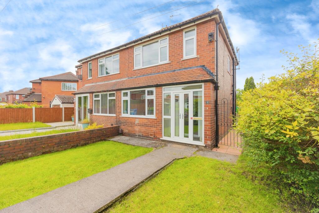 Main image of property: Franklyn Close, Manchester, M34