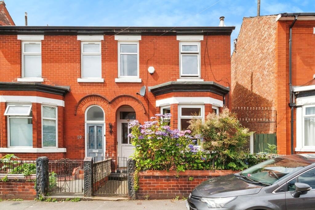 3 bedroom semidetached house for sale in Mather Road, Manchester, M30