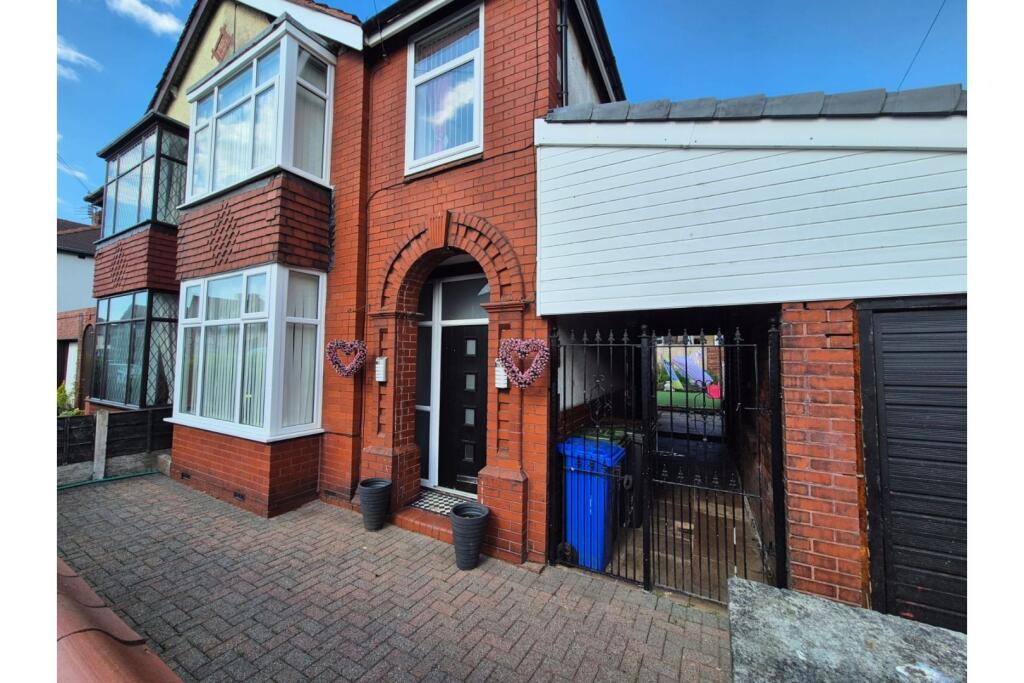 Main image of property: Kenilworth Grove, Audenshaw, M34