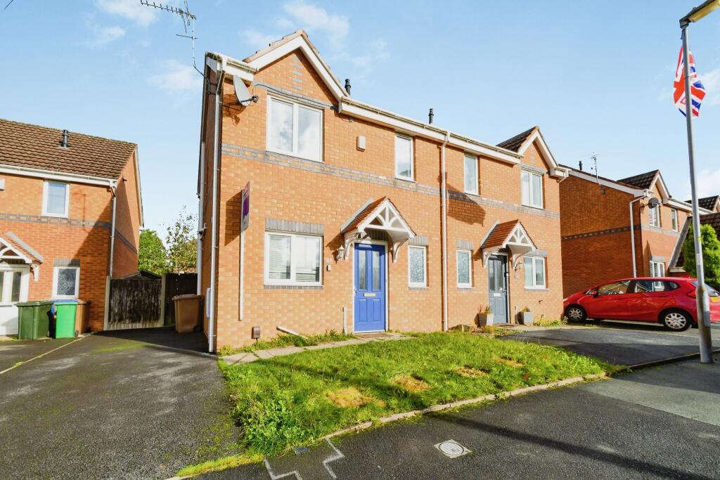 Main image of property: Martindale Crescent, Manchester, M24
