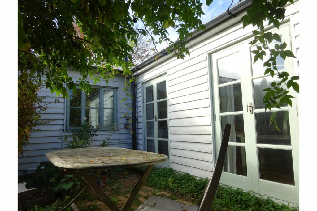 Additional property image - Highfield Close, Cambridge, CB22