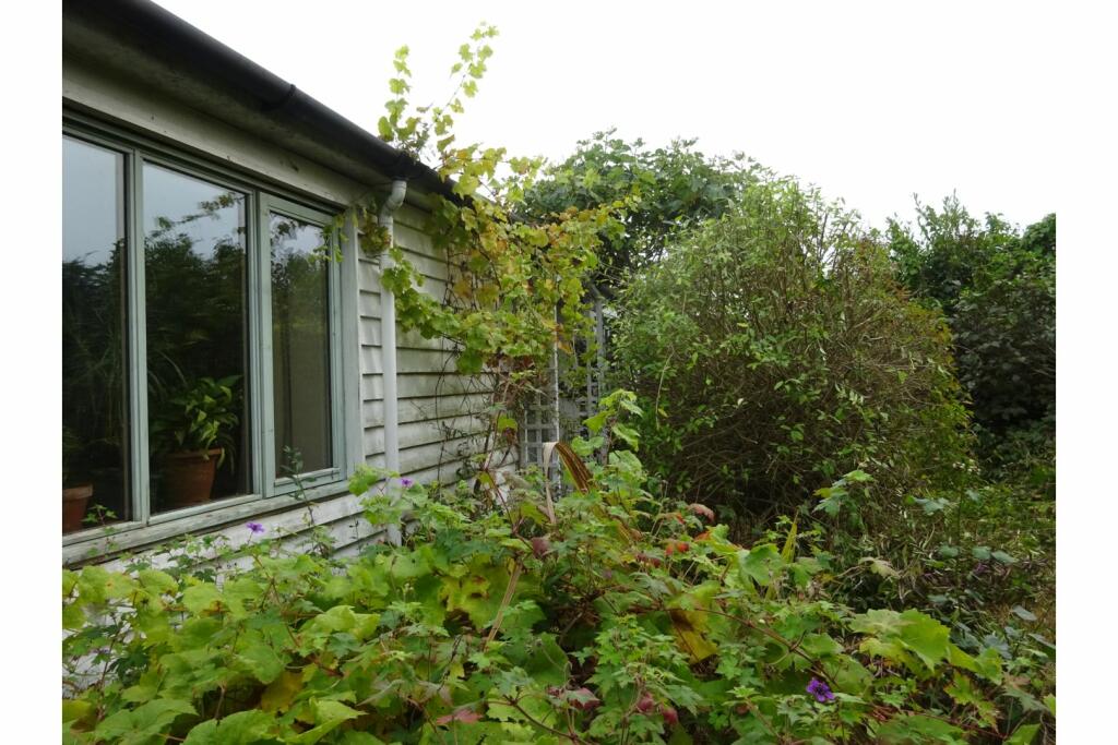 Additional property image - Highfield Close, Cambridge, CB22