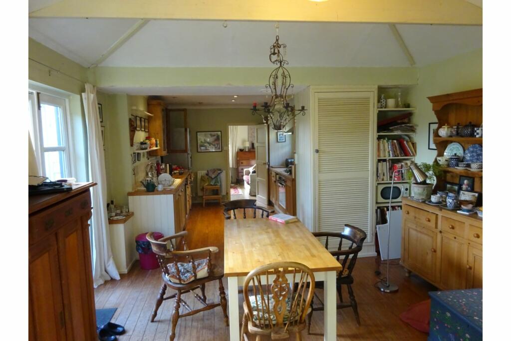 Additional property image - Highfield Close, Cambridge, CB22