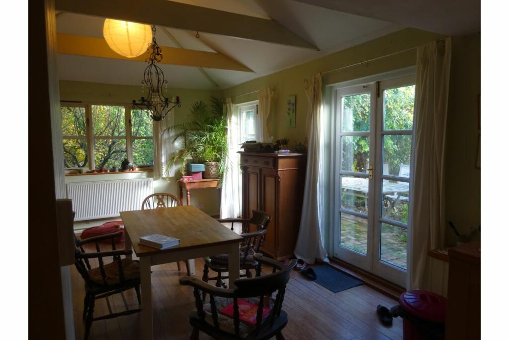 Additional property image - Highfield Close, Cambridge, CB22