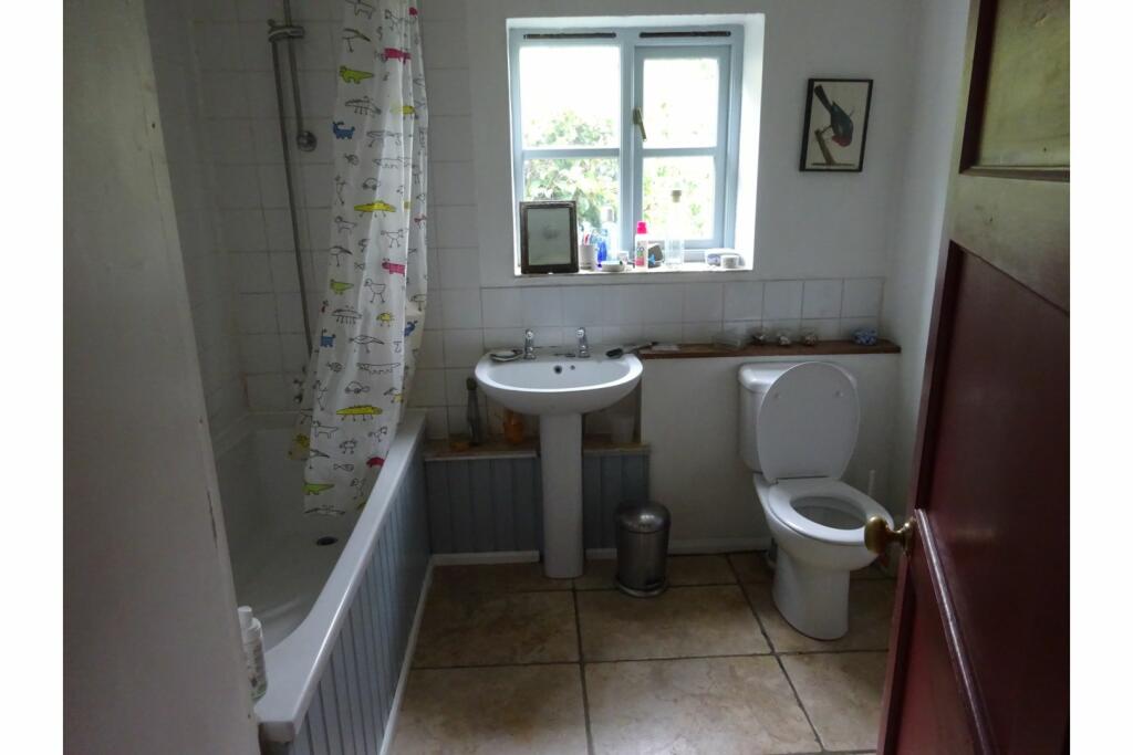 Additional property image - Highfield Close, Cambridge, CB22