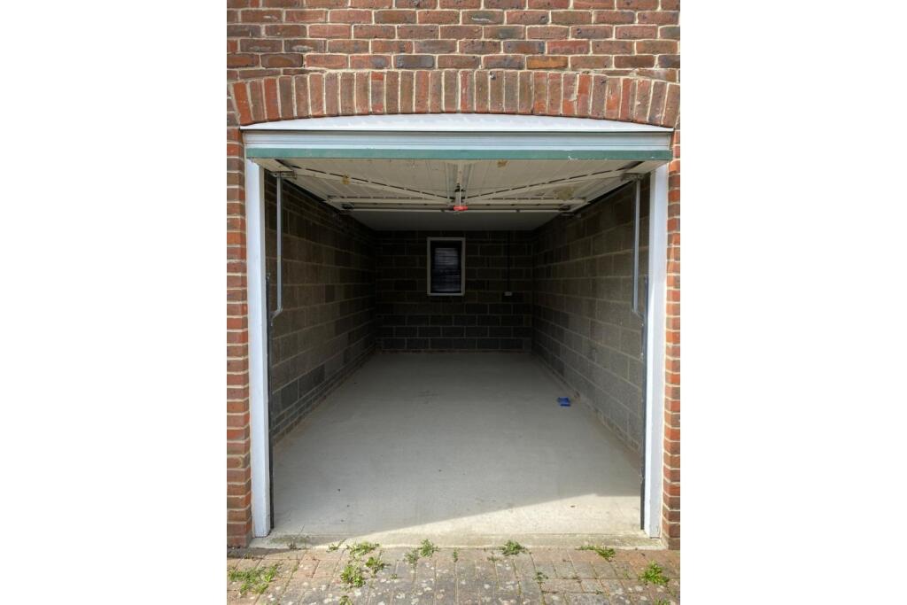 Additional property image - Ringstone, Cambridge, CB22