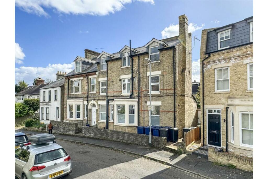 Main image of property: Alpha Road, Cambridge, CB4