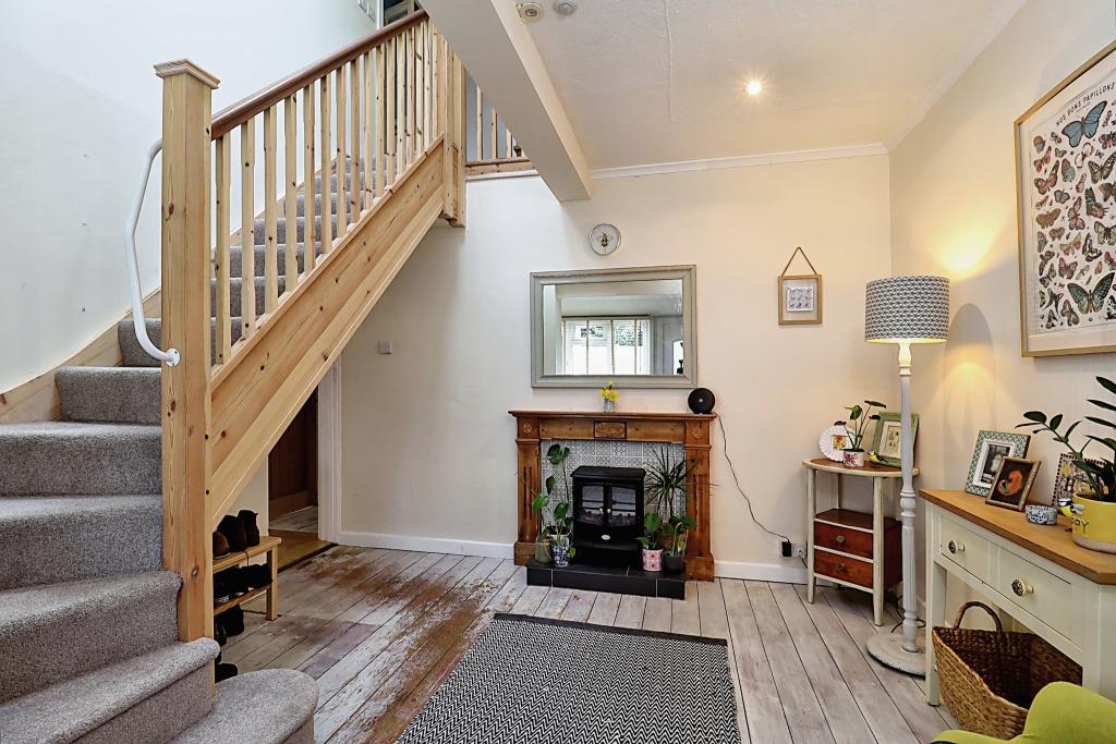 3 bedroom detached house for sale in Lushington Hill, Wootton Bridge, PO33