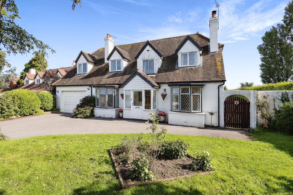 5 bedroom detached house for sale in Nyton Road, Aldingbourne ...